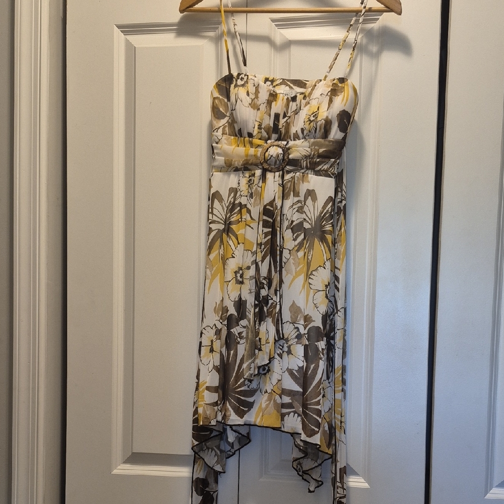 BNWT Speechless Floral Yellow and Brown Women's Dress Size S